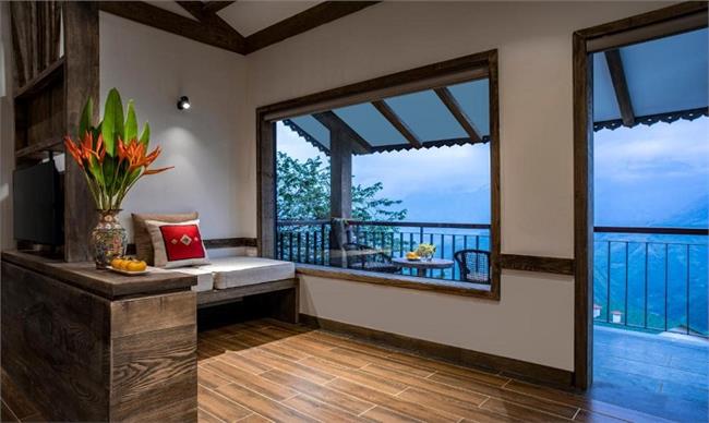 Triple Room with Balcony